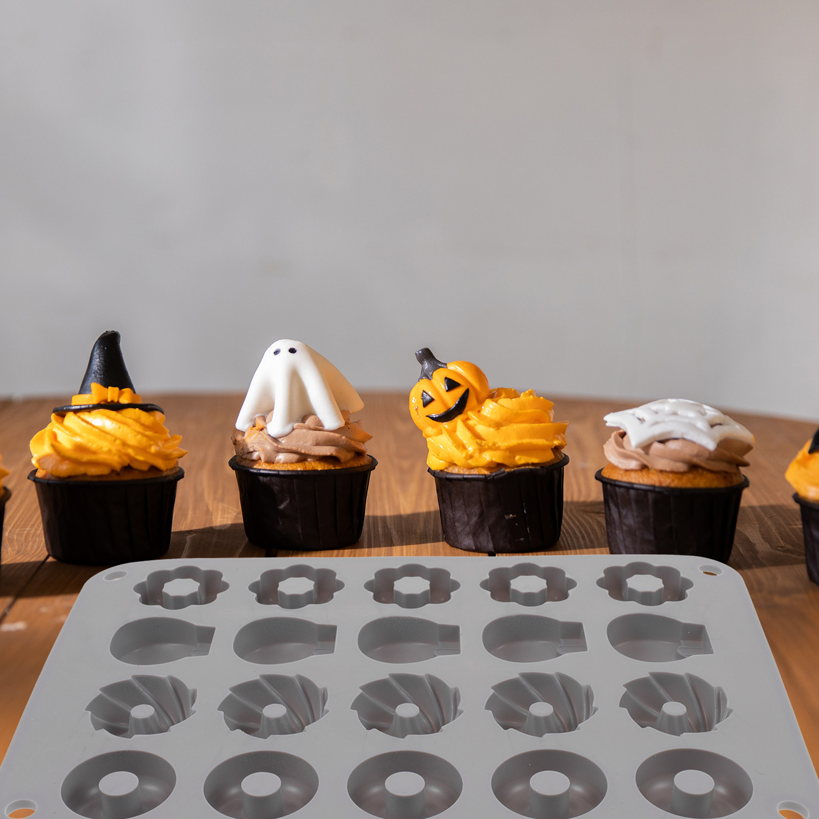 Mała silikonowa forma do ciast – Donut Mold Silicone recenzja i cena
