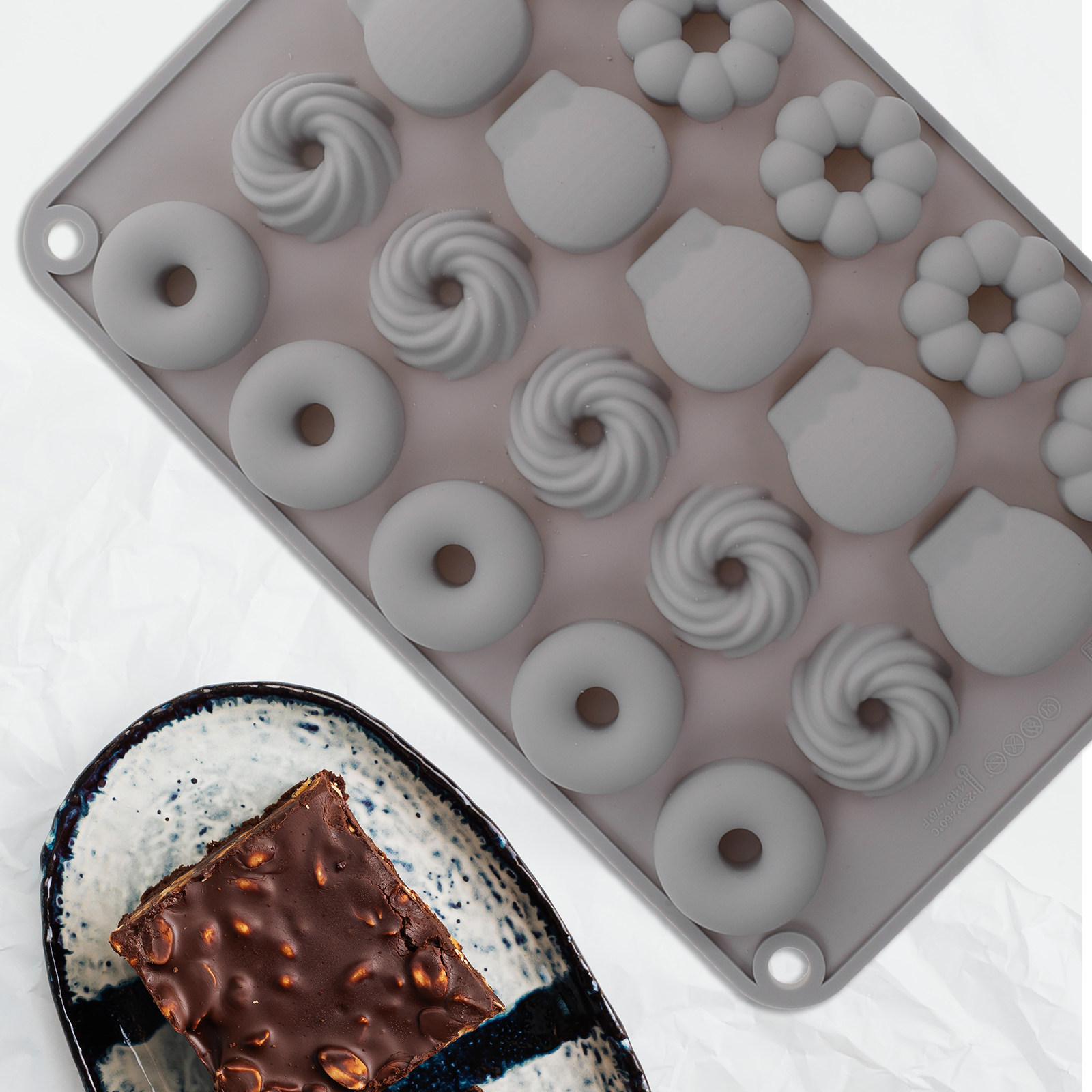 Mała silikonowa forma do ciast – Donut Mold Silicone recenzja i cena